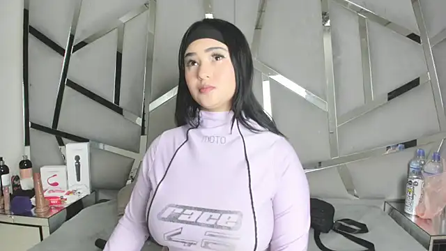 Catherinee69 x online show from November 16, 2025, 4:28 am