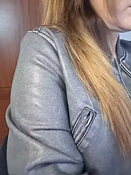 Snapshot of FREYJA- chatting on July 15, 2026, 7:54 pm FREYJA- online show from July 15, 2026, 7:54 pm