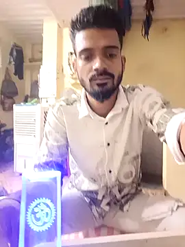 Snapshot of saggy1218 chatting on November 11, 2025, 8:25 pm saggy1218 online show from November 11, 2025, 8:25 pm