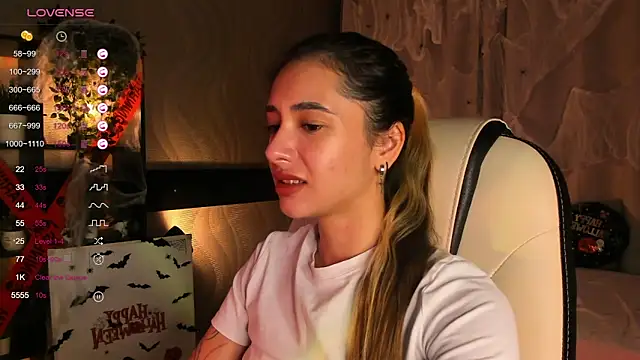 Snapshot of DarlaLike chatting on October 16, 2025, 3:48 am DarlaLike online show from October 16, 2025, 3:48 am