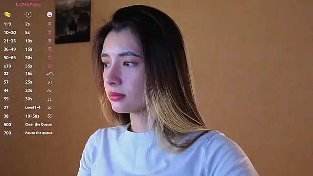 Snapshot of DarlaLike chatting on April 1, 2026, 3:19 am DarlaLike online show from April 1, 2026, 3:19 am