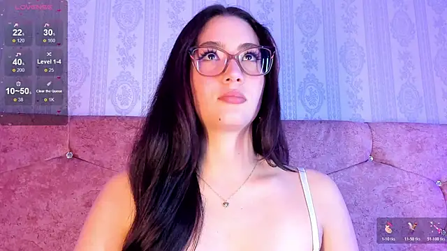 lunar leen online show from February 7, 2026, 7:44 pm