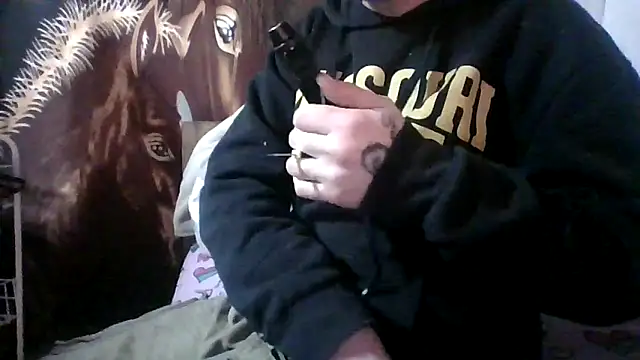 Snapshot of jaxx12369 chatting on February 24, 2026, 7:09 am jaxx12369 online show from February 24, 2026, 7:09 am