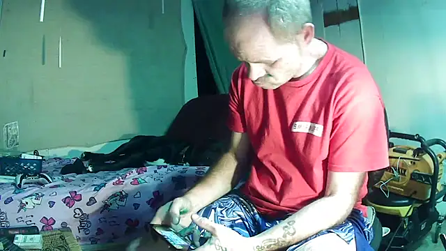 Snapshot of jaxx12369 chatting on February 19, 2026, 7:27 am jaxx12369 online show from February 19, 2026, 7:27 am