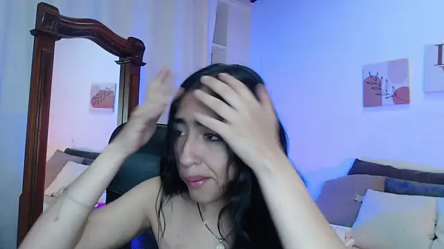 madisex s online show from November 8, 2025, 12:31 pm