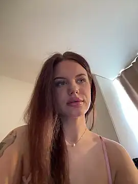Snapshot of selina_coy chatting on May 25, 2026, 12:26 pm selina coy online show from May 25, 2026, 12:26 pm
