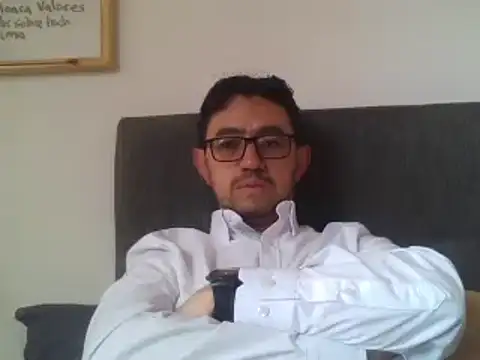 Snapshot of Diptongo chatting on March 22, 2025, 8:59 pm Diptongo online show from March 22, 2025, 8:59 pm