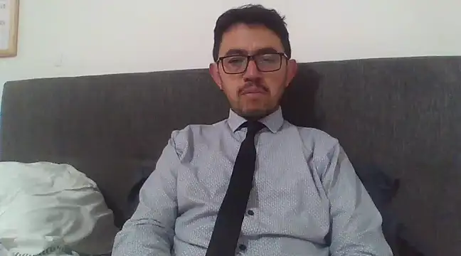 Snapshot of Diptongo chatting on March 18, 2025, 10:04 pm Diptongo online show from March 18, 2025, 10:04 pm