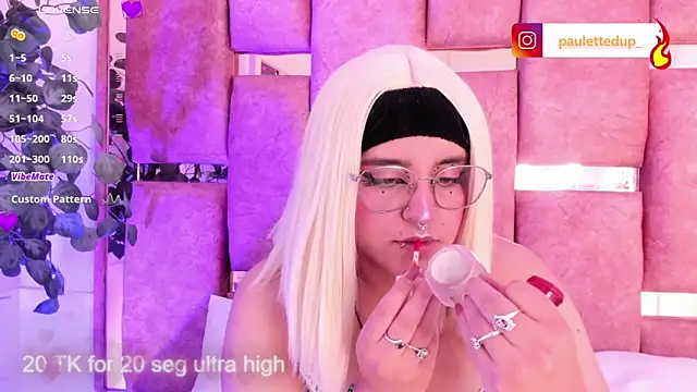 Snapshot of _Ambar-devon_ chatting on October 24, 2025, 6:51 pm Ambar-devon online show from October 24, 2025, 6:51 pm