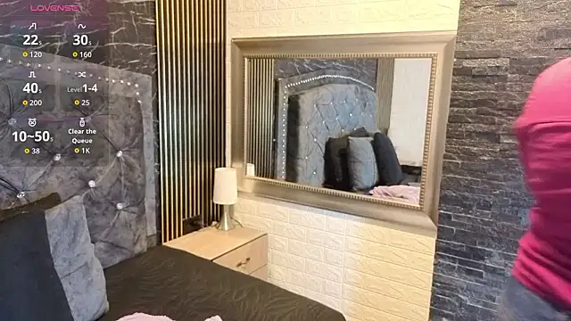 charlotte  G online show from February 17, 2026, 11:29 am