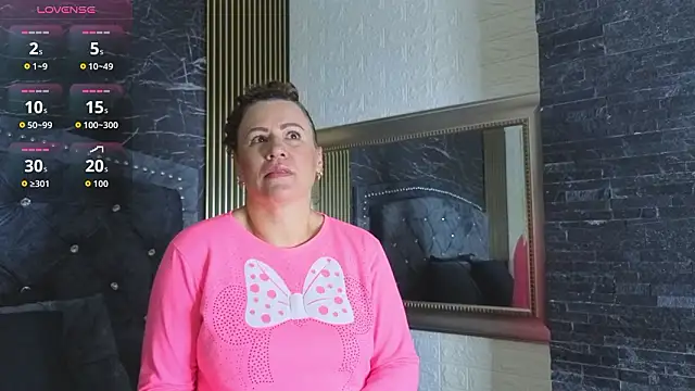 charlotte  G online show from February 16, 2026, 10:47 am