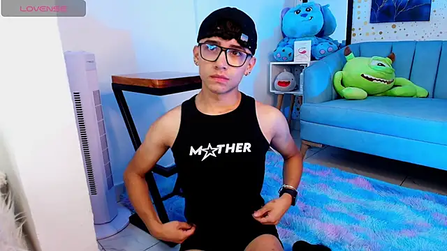 Snapshot of Niico_Cruz chatting on March 2, 2025, 7:21 am Niico Cruz online show from March 2, 2025, 7:21 am