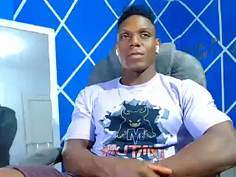 Snapshot of alexander_megan chatting on December 22, 2024, 2:28 am alexander megan online show from December 22, 2024, 2:28 am