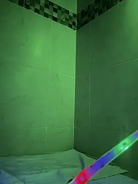 kandyloves online show from December 15, 2025, 7:36 am