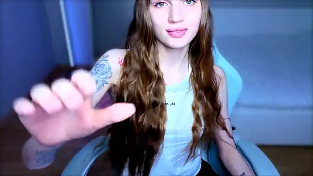 Snapshot of StellaLawless chatting on July 4, 2026, 9:52 pm StellaLawless online show from July 4, 2026, 9:52 pm
