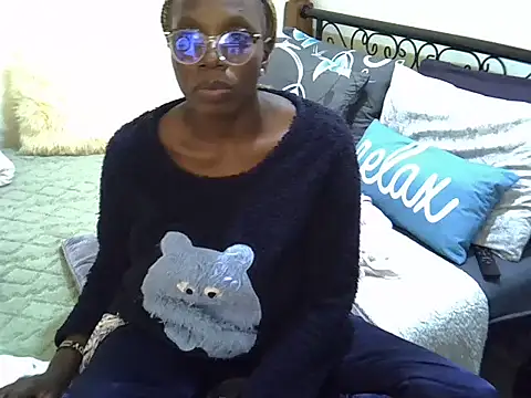 Snapshot of Sweet_Bear chatting on June 4, 2026, 5:39 pm Sweet Bear online show from June 4, 2026, 5:39 pm
