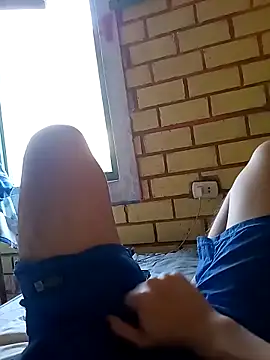 Snapshot of jhoel2024 chatting on December 13, 2025, 8:59 pm jhoel2024 online show from December 13, 2025, 8:59 pm