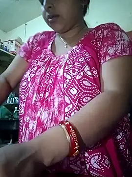 Snapshot of Payel-sharma chatting on February 19, 2025, 4:33 pm Payel-sharma online show from February 19, 2025, 4:33 pm