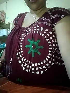 Snapshot of Payel-sharma chatting on February 21, 2025, 4:26 pm Payel-sharma online show from February 21, 2025, 4:26 pm