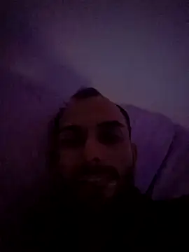 Snapshot of denisxlRo chatting on December 8, 2024, 9:52 pm denisxlRo online show from December 8, 2024, 9:52 pm