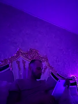 Snapshot of denisxlRo chatting on February 27, 2026, 10:20 pm denisxlRo online show from February 27, 2026, 10:20 pm