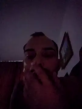 Snapshot of denisxlRo chatting on December 7, 2024, 8:49 am denisxlRo online show from December 7, 2024, 8:49 am