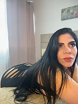 valecruz903 online show from February 4, 2026, 5:52 pm