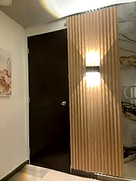 abbymnd online show from November 4, 2025, 7:17 pm