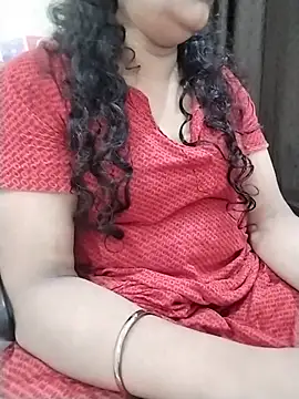 Snapshot of Ruksar-Pathan chatting on July 6, 2026, 7:27 pm Ruksar-Pathan online show from July 6, 2026, 7:27 pm