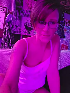 Snapshot of nephilaaranea chatting on May 25, 2026, 11:03 pm nephilaaranea online show from May 25, 2026, 11:03 pm