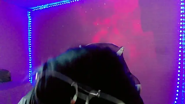 Ms-Zoehans online show from April 25, 2026, 7:55 pm