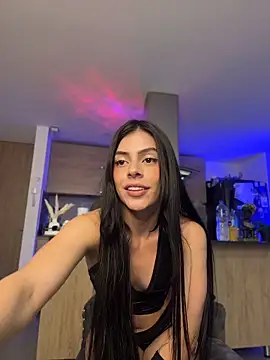 Julieta-sett online show from May 16, 2026, 9:52 am