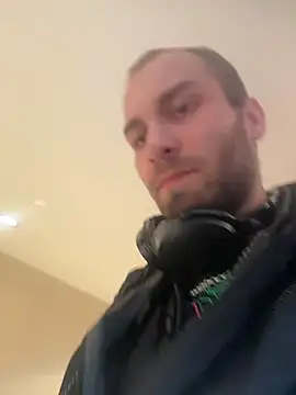 pervy devil online show from November 26, 2025, 9:31 am