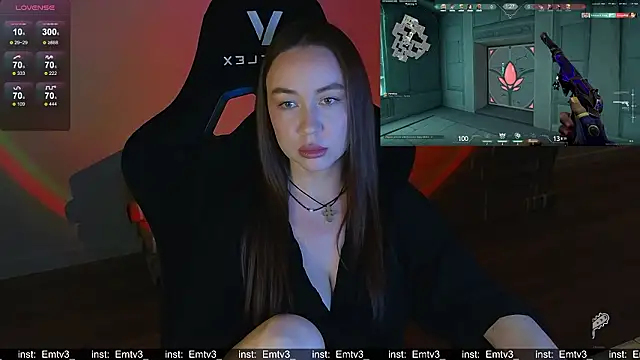 Snapshot of Emili1- chatting on February 26, 2026, 11:32 am Emili1- online show from February 26, 2026, 11:32 am