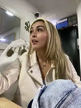 emma oxford online show from February 26, 2025, 7:45 am