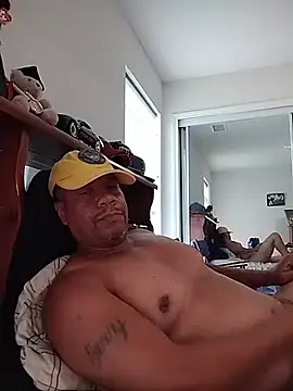 Snapshot of pimpdaddy4ever chatting on July 15, 2026, 11:17 am pimpdaddy4ever online show from July 15, 2026, 11:17 am