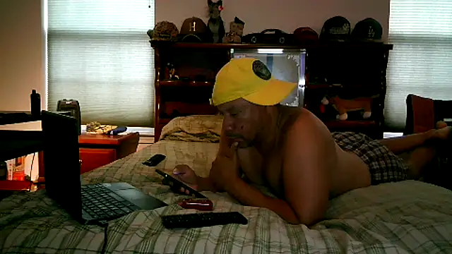 pimpdaddy4ever online show from May 2, 2026, 2:22 pm