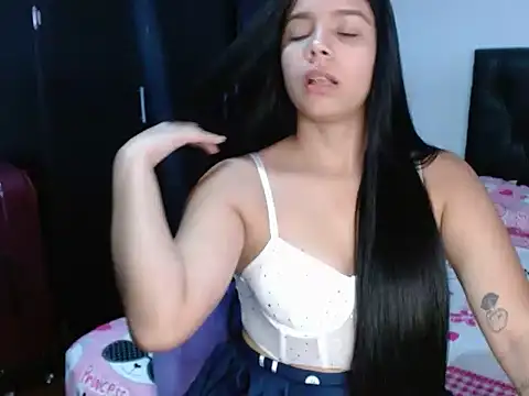 NathashaAngie online show from February 17, 2026, 3:59 am