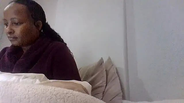 BabeAssXX online show from August 3, 2026, 9:04 am
