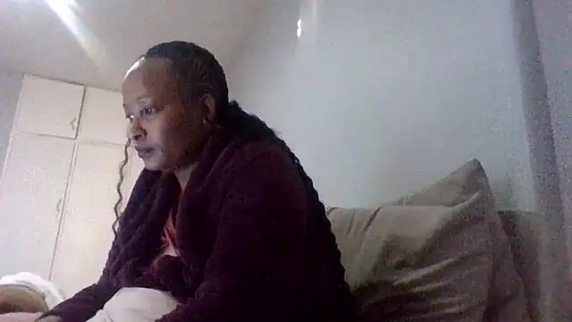 BabeAssXX online show from July 17, 2026, 2:36 pm