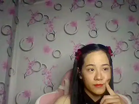 Snapshot of Nana-68 chatting on October 17, 2025, 2:30 pm Nana-68 online show from October 17, 2025, 2:30 pm