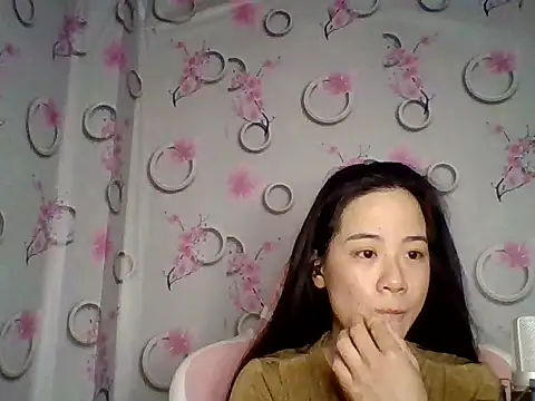 Snapshot of Nana-68 chatting on November 27, 2025, 2:28 pm Nana-68 online show from November 27, 2025, 2:28 pm