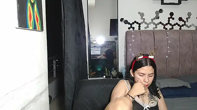 Liza Thurner online show from December 11, 2024, 12:12 am