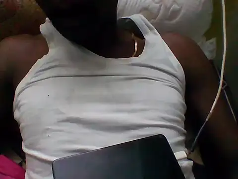 Snapshot of bas1cooks chatting on November 29, 2025, 1:11 pm bas1cooks online show from November 29, 2025, 1:11 pm