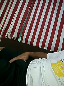 GJS281 online show from September 28, 2025, 2:29 am