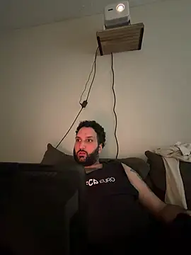 AngelKingCasanova online show from May 5, 2026, 6:33 pm