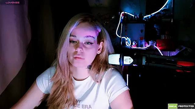 Snapshot of Bad_Girl009 chatting on February 22, 2026, 5:25 pm Bad Girl009 online show from February 22, 2026, 5:25 pm