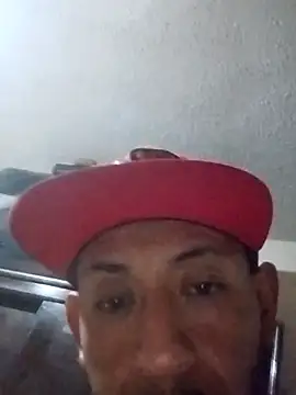 Snapshot of pineda1689 chatting on October 18, 2025, 5:31 am pineda1689 online show from October 18, 2025, 5:31 am