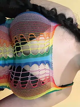 Evelyn Moon online show from October 25, 2025, 4:07 pm