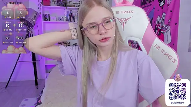 Snapshot of Milia_Parker chatting on February 9, 2025, 1:55 am Milia Parker online show from February 9, 2025, 1:55 am
